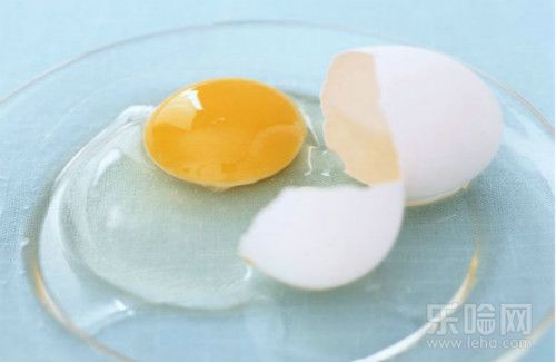 鸡蛋清做面膜的功效