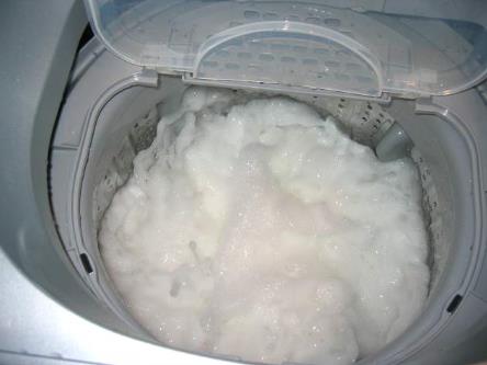 洗衣机如何搭配洗衣粉？怎样减少洗衣机对衣物的磨损