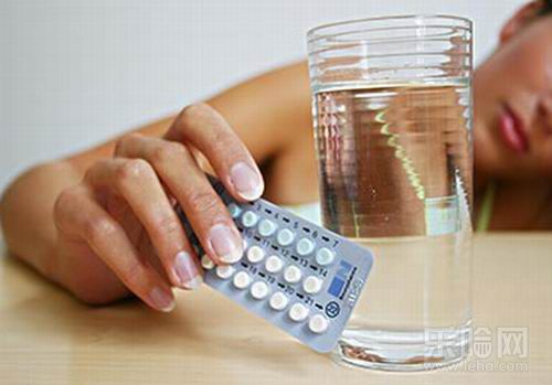 吃避孕药很容易造成月经出现异常
