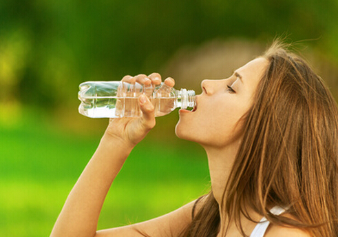 【图】多喝水的好处-感冒为什么要多喝水?