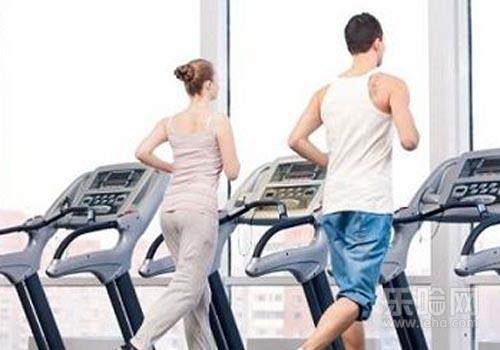 在跑步机上走路能不能减肥