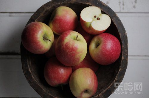 吃苹果防治高血压