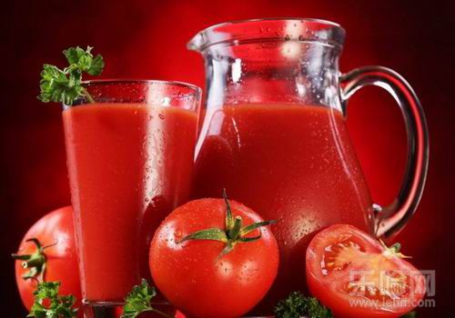 番茄红素广泛存在于熟透的西红柿当中