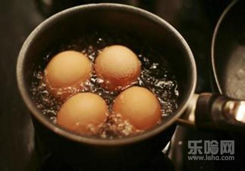 水煮蛋减肥法半月瘦12斤不反弹