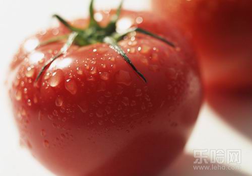 番茄红素广泛存在于熟透的西红柿当中