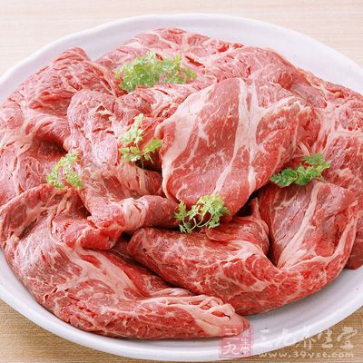 肉制品：可给人体提供优质的动物蛋白质，鸡、鸭、鱼、肉等都可以