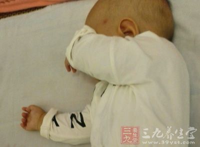 初生婴儿护理知识之睡眠和睡姿