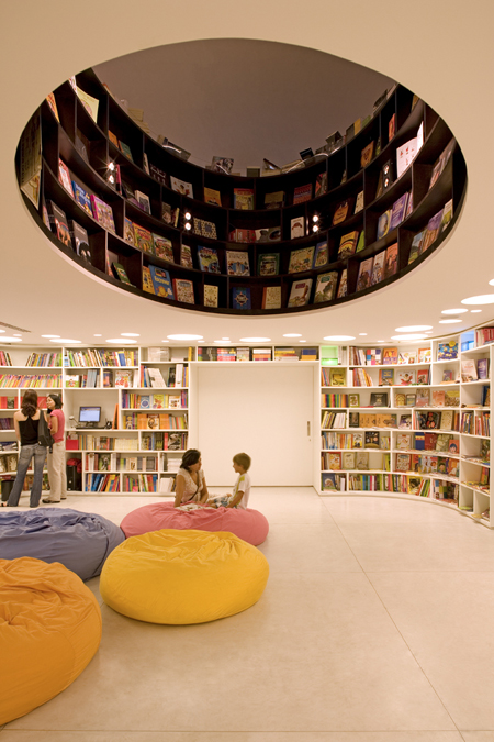室内设计-Livraria da Vila：完美的书店设计