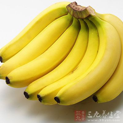 香蕉和梨富含大量的水溶性纤维