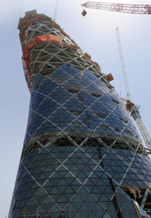 园林建筑-比萨斜塔还要倾斜的迪拜五星级酒店