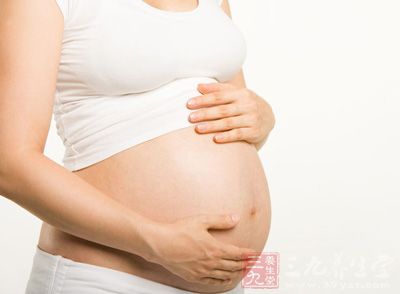 对于大多数孕妇来说，补锌的最好途径是饮食
