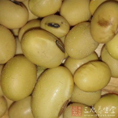 黄豆中所富含的维生素E能够破坏自由基的化学活性