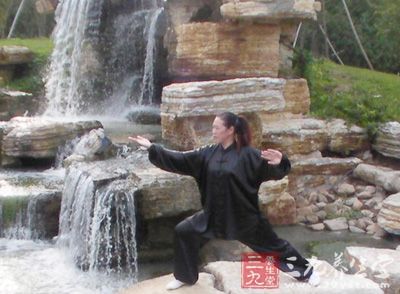 太极拳是中华古典文化和传统武术高度结合的产物