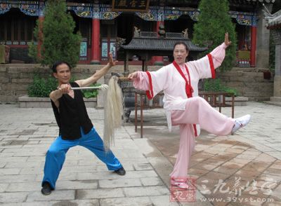 对传统杨式太极拳的常用步法