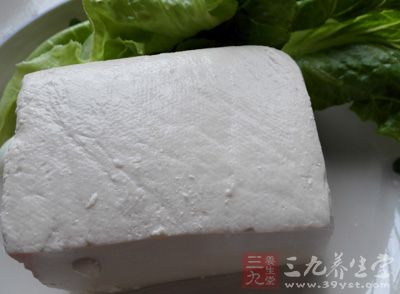 豆腐是一种高蛋白质、高矿物质、高营养的食物，作为食疗之品