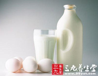 牛奶可预防经期前综合症