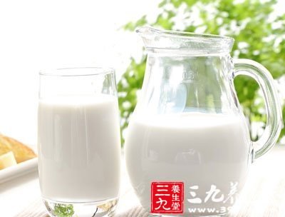 喝牛奶可以变瘦