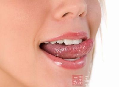 不小心咬到舌尖或者舌头侧面的肌肉时，痛感尤为明显