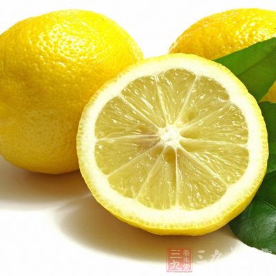 柠檬里面富含丰富的柠檬酸