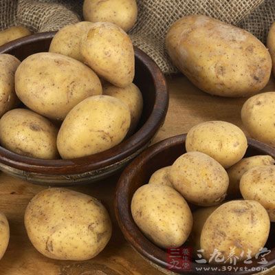 白水土豆蘸醋食用法