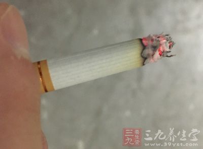 吸烟会引发肺癌