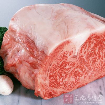 红肉(包括猪肉、牛肉等)是首选