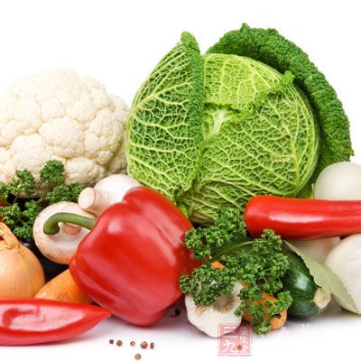 每天保证吃一斤蔬菜、半斤水果