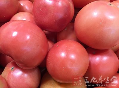 夏天是番茄上市的季节