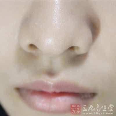 中国人来讲这个鼻子是不能尖的