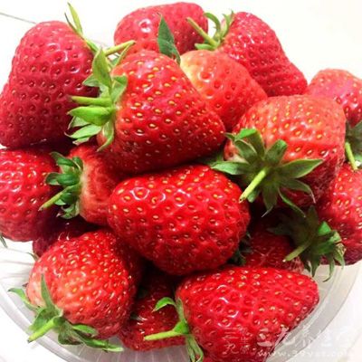 春天是草莓的食用季节
