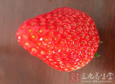 草莓是大家都爱吃的水果