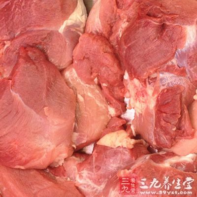 瘦肉精属于非蛋白质激素，耐热，使用后会在猪体组织中形成残留