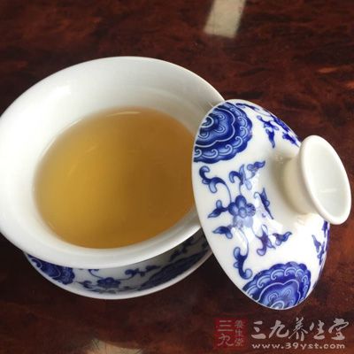 茶叶富含抗氧化剂和抗癌成分，每天喝茶有助于提神醒脑，赶走压力