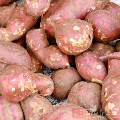 红薯本身养胃，其富含的膳食纤维能消食化积，增加食欲