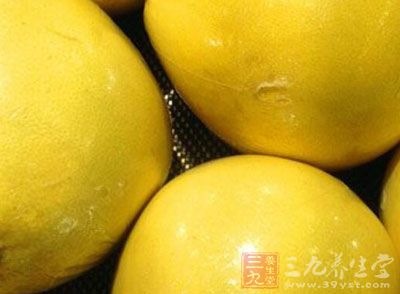 柚子具有降低胆固醇、减肥、美容等作用