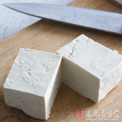豆腐中含有非常丰富的蛋白质