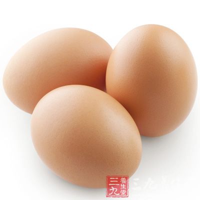 胆结石患者可以少量吃一点鸡蛋的，但需要采取水煮等其它烹饪方法