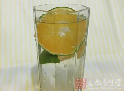 经常喝柠檬水可以调高免疫力