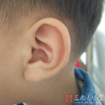 阻止异物侵入耳朵，保护耳道和鼓膜