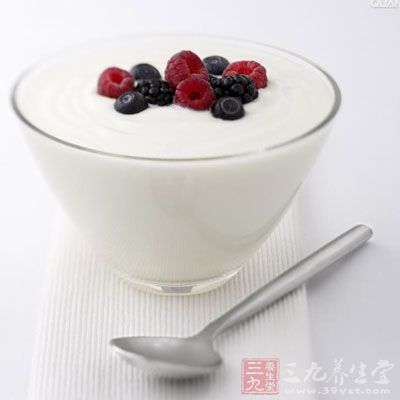 酸奶中乳酸菌可以改善肠道的环境