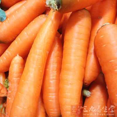 胡萝卜生吃也能很好的起到内调养颜的作用
