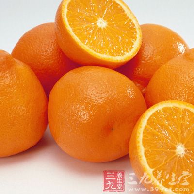 橘子、水梨、草莓等可能导致过敏发作的水果或食物