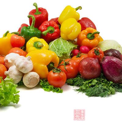 保证新鲜蔬菜，尤其是绿叶蔬菜供应