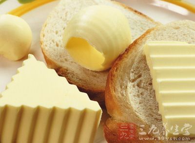 奶酪作为一种乳制品，具有抑制酒精吸收的功效