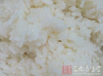米饭不宜与鸡蛋同煮