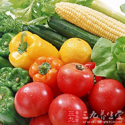 天然原味的绿色青菜和水果，不会增加肝脏负担，又富含抗氧化物