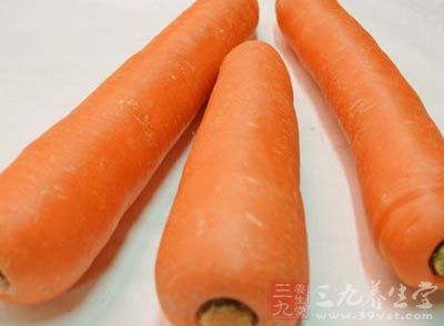 胡萝卜又被称为红菜头或者是黄萝卜