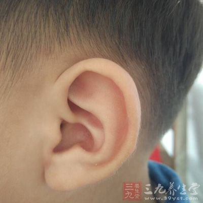 经常搓耳朵可以治疗疾病