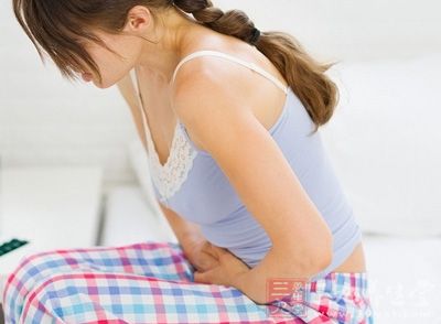 女性在月经期间是非常的脆弱的，所以在这个期间的饮食以及生活习惯都要非常的细心