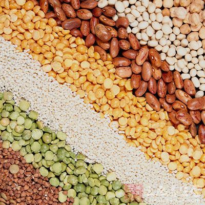 主食及豆类的选择小麦、小米、玉米、紫糯米等及豆制品
